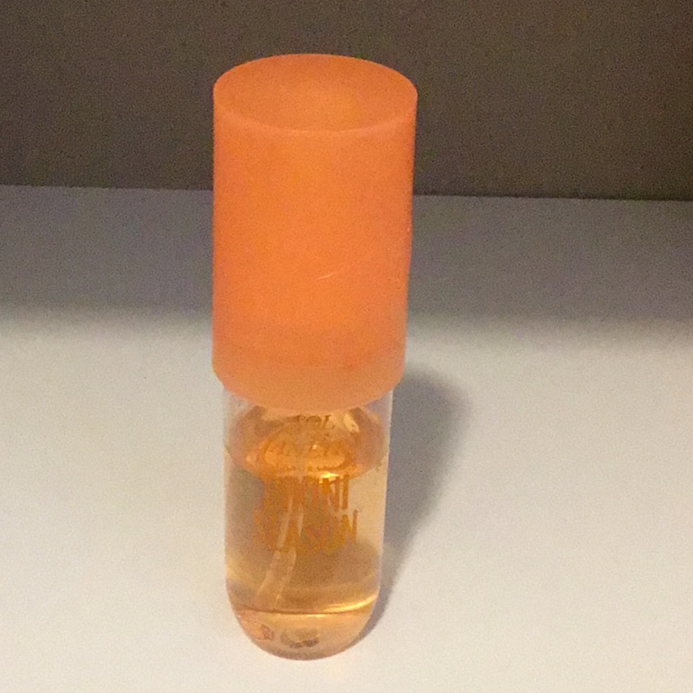 SOL DE JANEIRO BIKINI SEASON body spray     3 oz./90mL.
